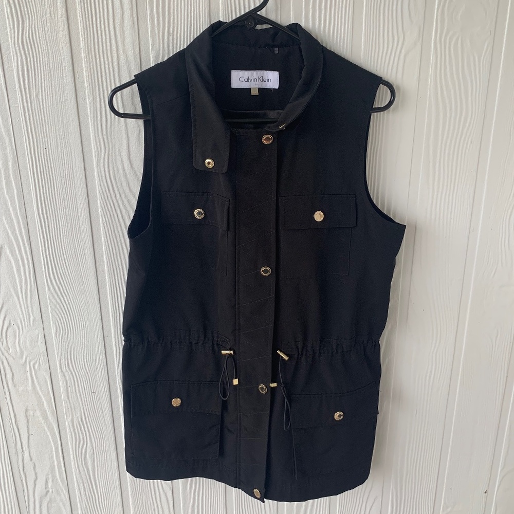 Calvin Klein Black Sleeveless Jacket Size Medium